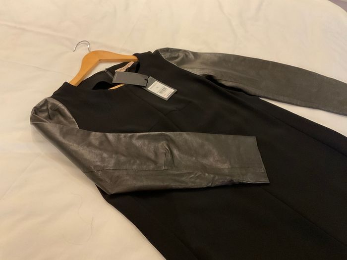 Stunning Jaeger black leather detail shift dress 10 NWT New