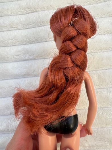 Shrek Princesses Princess Fiona Kung Fu Action Doll Dreamworks 2007 Used Her legs are a bit too lose Please see photos