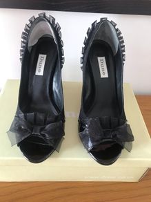 Ladies Sandals