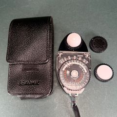 Sekonic L-398M Studio Deluxe II Analog Light Meter