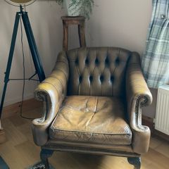 Chesterfield armchair