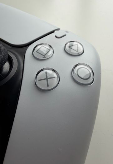 PS5 DualSense controller