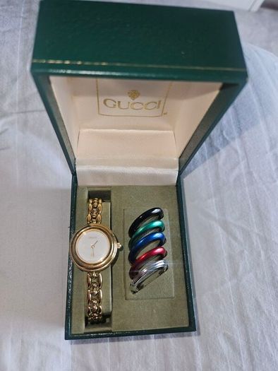 Gucci Change Bezel 11/12 Watch