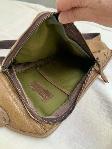 Crossbody bag