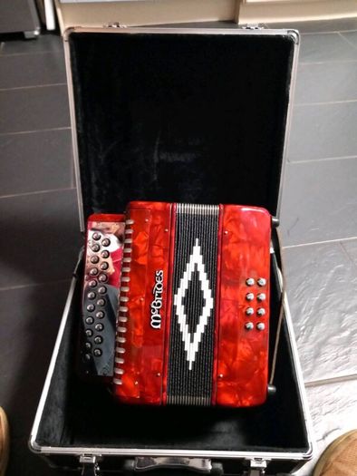 McBride button accordion
