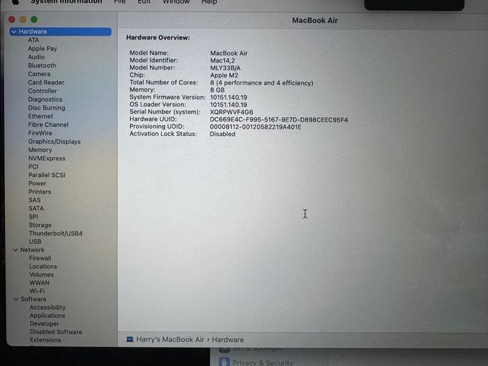 MacBook Air M2 13-inch (2022) for sale.
