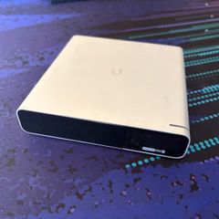 Ubiquiti Unifi Cloud Key G2 Plus