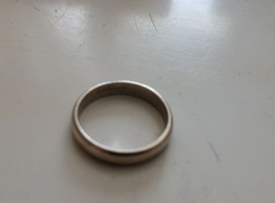 9 carat white gold