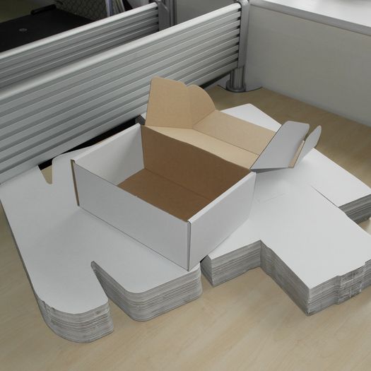 Lot of 5 pcs ecommerce shipping boxes eco friendly cardboard retail box for online shop, online retail gift colelct Size 28 cm x 18 cm x 11cm
