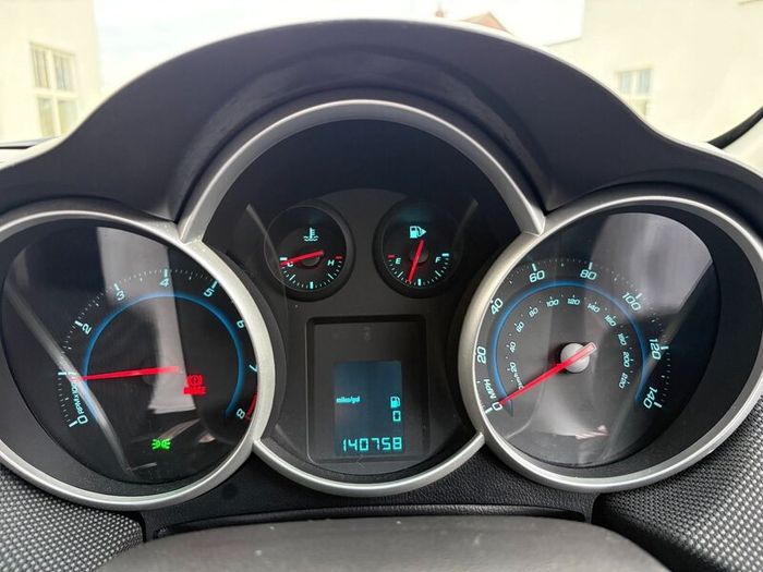 Chevrolet Cruze 2012 Nct & Taxed & Service History