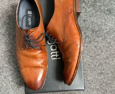 Bugatti Brown Leather Shoes Size 10