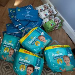 Free nappies, wipes and nappy bags