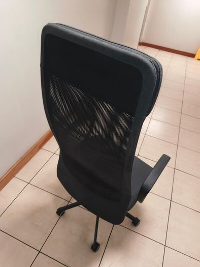 IKEA MARKUS office chair in Vissle dark grey, in good condition.