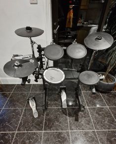 Roland TD6V Electronic Drumkit