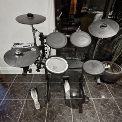 Roland TD6V Electronic Drumkit