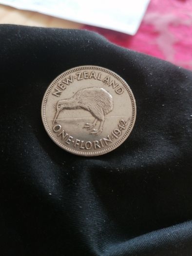1942 New Zealand Silver One Florin Coin