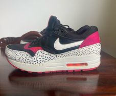 Nike Air Max 1 Womens Sprinkles Trainers (Black Fireberry) EU38 UK4.5