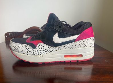 Nike Air Max 1 Womens Sprinkles Trainers (Black Fireberry) EU38 UK4.5
