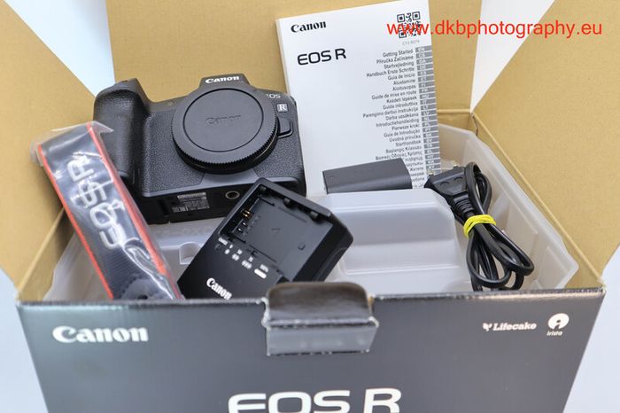 Canon Eos R Mirrorless Camera #0610