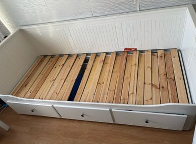 FREE to take away Ikea HEMNES bed
