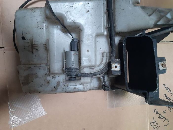 Bmw 5 Series E60 E63 E63 2003-2010 Windscreen Washer Bottle Motor