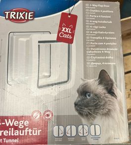 Trixie XXL Cat Flap with 9 Tunnel Extensions