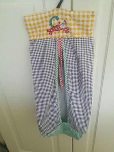 Nappy holder