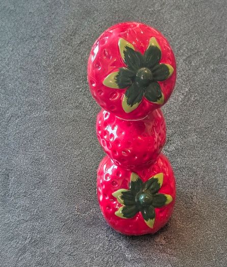 Strawberry stacked mini Vase