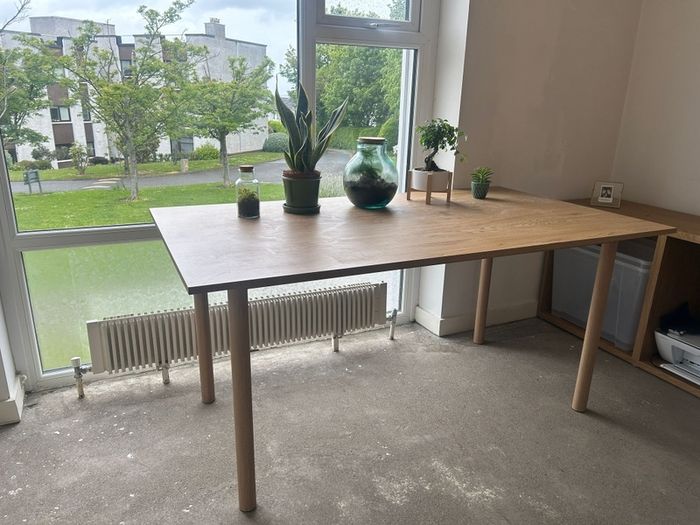 Wood veneer dining table