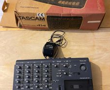 Tascam 414 portastudio