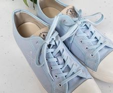 CREW Coast Company Blue canvas shoes Sz 7 UK - Rrp 59.99 ( New)