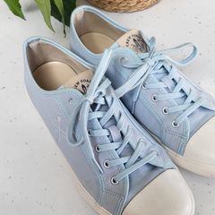 CREW Coast Company Blue canvas shoes Sz 7 UK - Rrp 59.99 ( New)