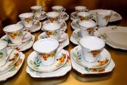 Large set of 1930s Bell China 39pcs