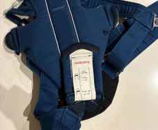 Babybjorn baby carrier