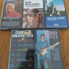 Country music artists -5 cassette tapes