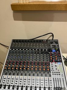 Behringer Xenyx X2222USB Mixing Desk