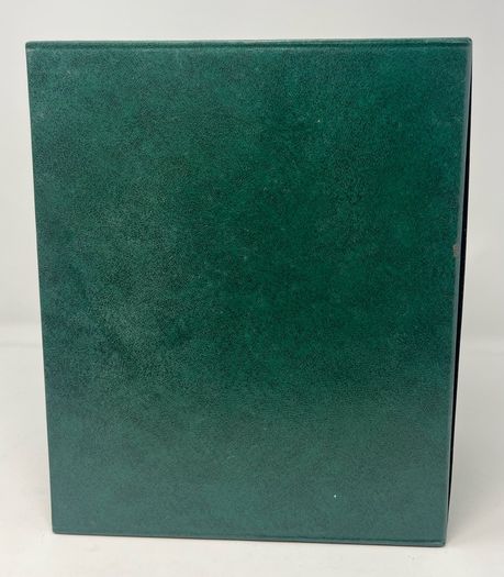 3 X LIndner 13-ring Gren padded ring binder made of high quality leatherette material with 15 pages suitable for postcards/ notes/ stock card. Album size 200 x 235 mm. Lindner Mufti-Collect. Pack of 10. No 1330 .1 pockets per side. (Stamp Accessories)