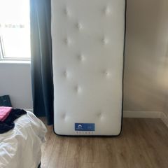 new single matress.