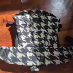 Momcozy ergonomic baby carrier