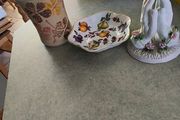 3 different itmes- 1- vintage small ceramic flared vase signed T. Casey 20 .00 euro. 2 - St. George Bone China Trinket small dish/ bowl England 12.00 euro. 3- Miniature Ceramic Praying Hands. 5 inches. White With Pink Flowers On The Base.12.00 euro.