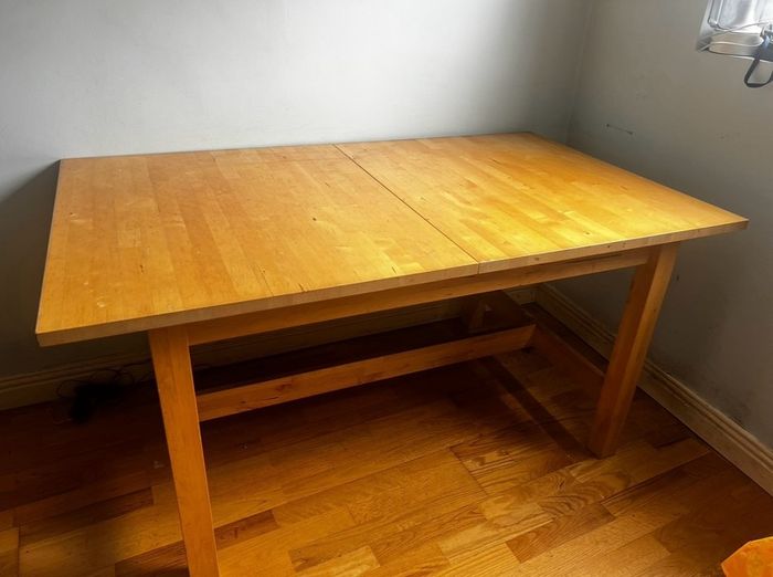 Ikea Bjursta extendable table & 4 chairs