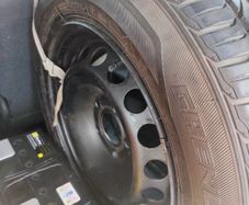 Renault Scenic 15" Renault spare wheel in good condition with good tires!