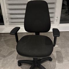 Ergonomic Black Office Desk Chair - Fully Adjustable & Great Condition