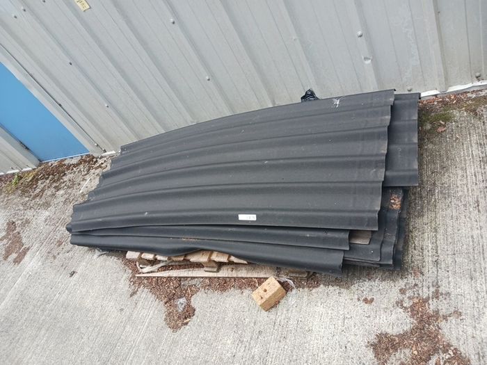 Fibre roof tiles