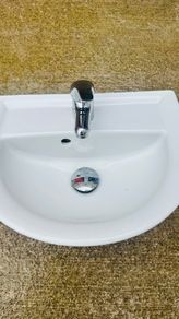 armitage shanks sink with tap and waste
