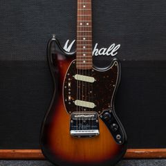 Fender Japan Classic 60s Mustang 2018 - 3 Tone Sunburst