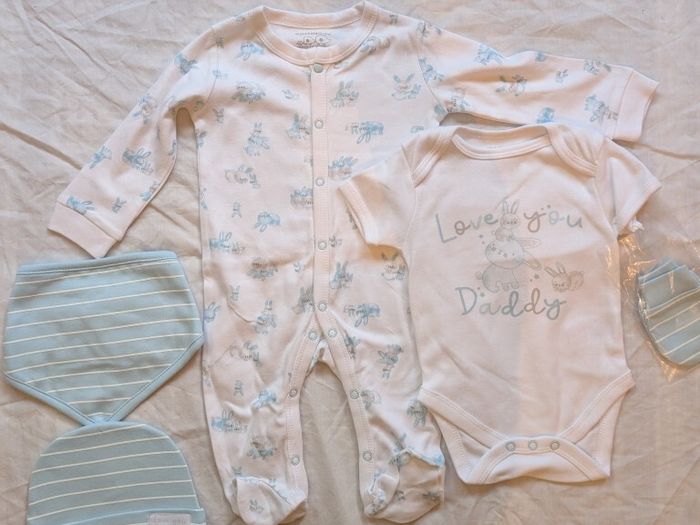 Baby boy clothes 5 piece gift set size 3-6 months BNWOT