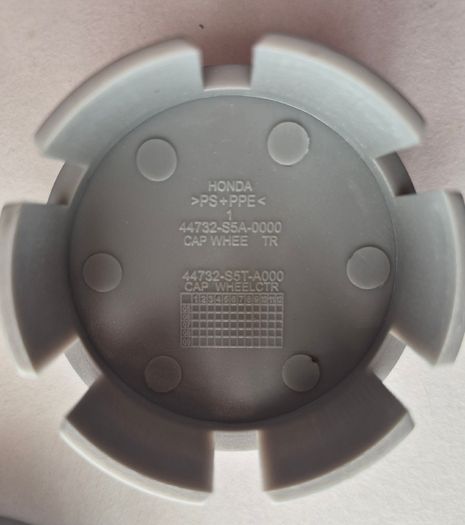 Honda 58mm centre caps - FREE POST