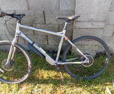 carrera subway without the the battery but it has the electric wheel