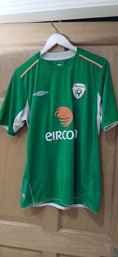 2004/6 Umbro Ireland home jersey